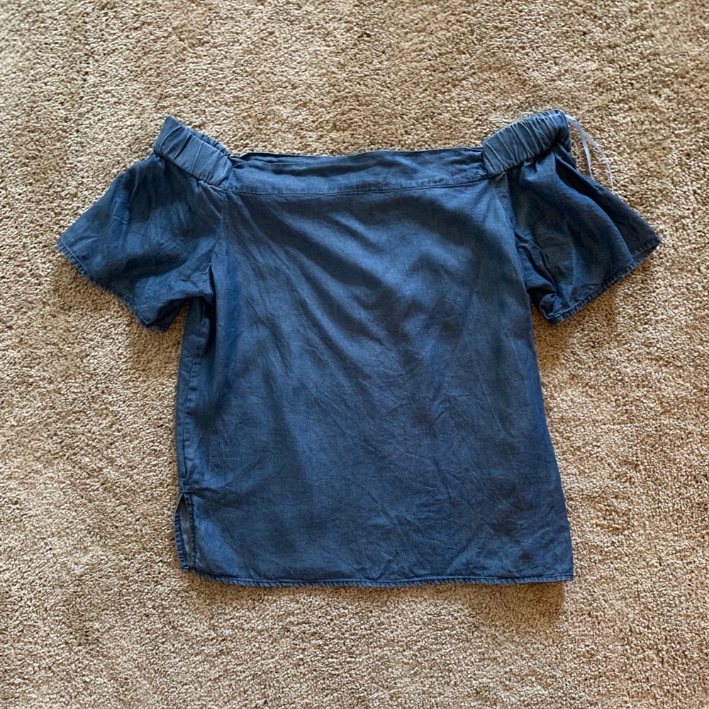 Women’s blouse